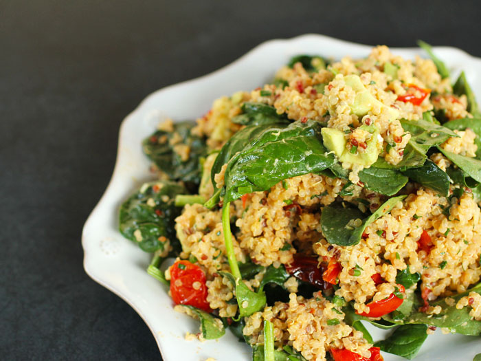 Quinoa Roasted Tomatoes, Avocado, Spinach + Tahini Dressing | Plum Pie